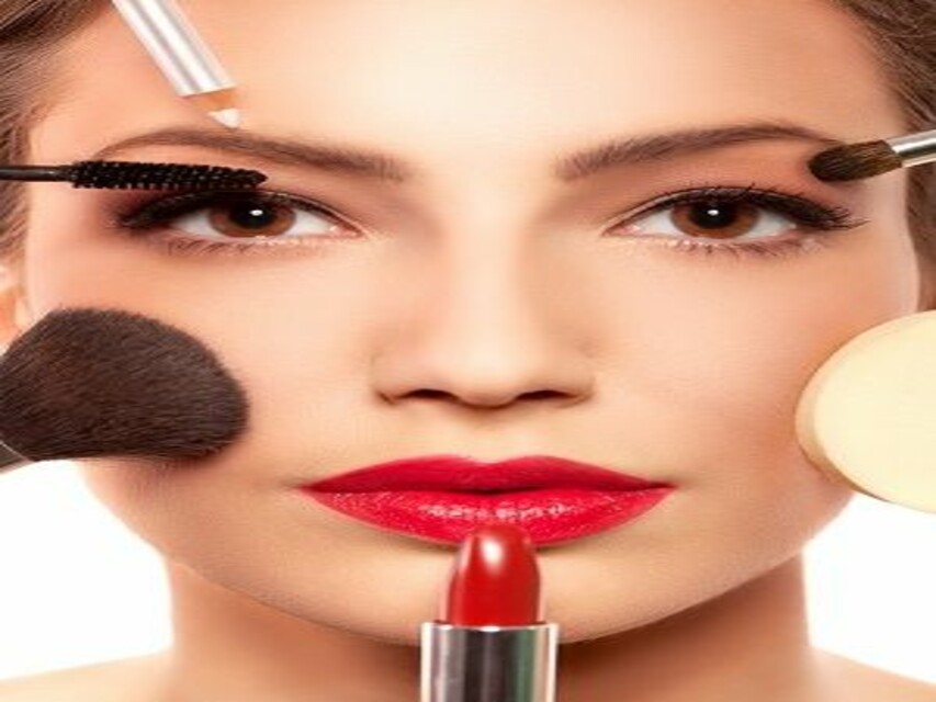 Fashion And Beauty : Summer Make-up Tips मेकअप के टिप्स एंड सही ट्रिक्स जानें गर्मी के लिए