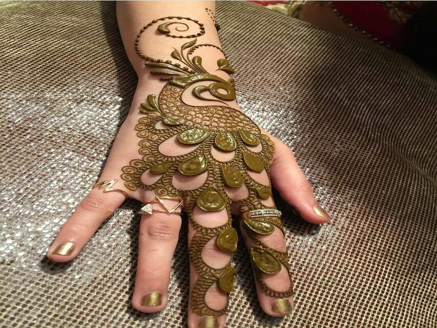 Art And Design : बेस्ट पीकॉक मेंहदी डिजाइन 