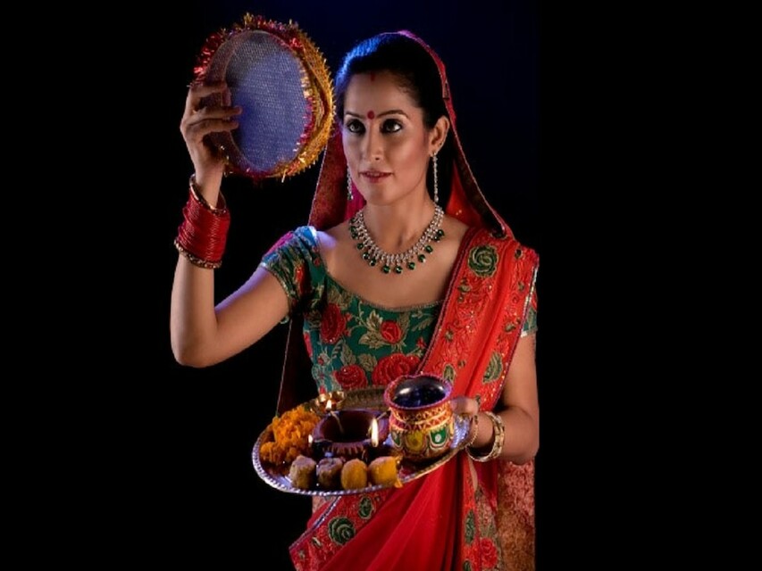 Religion : Karwa Chauth Story : करवाचौथ व्रत से जुड़ी पौराणिक कथाएं 