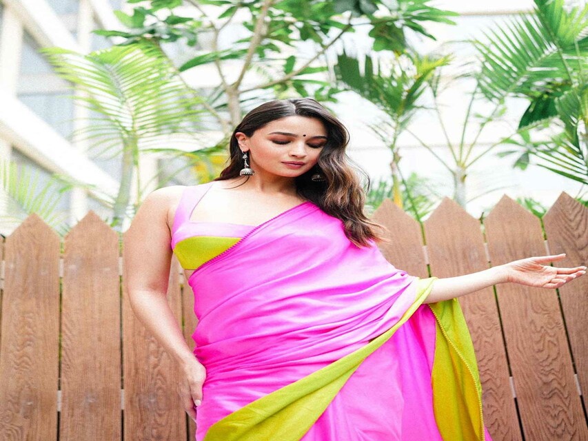 Fashion And Beauty : रॉकी की रानी से सीखे सोबर एथेनिक लुक
