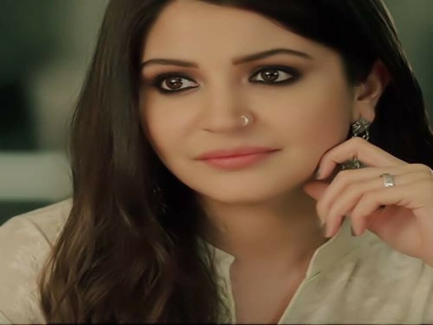 Fashion And Beauty :  तीज पर सजने संवरने के लिए करे इन नथ का चुनाव 