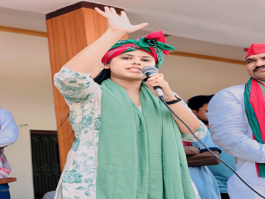 Sports : प्रिया सरोज संग सगाई रचा सुर्खियों में आए यह क्रिकेटर