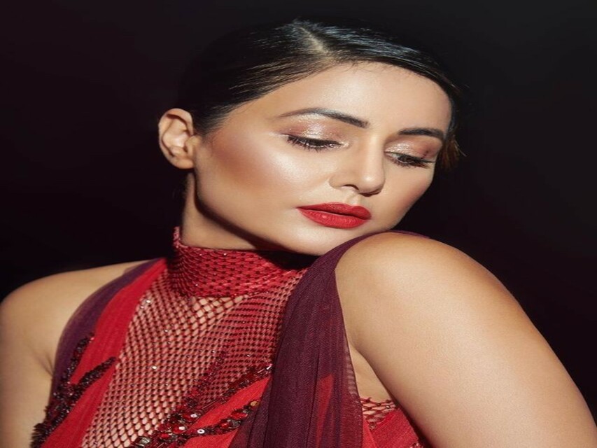 Fashion And Beauty : Hina Khan's Sexiest Look हिना खान का सेक्सी लुक