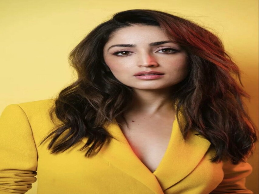 Fashion And Beauty : Bossy Look For Office Working Women's 
